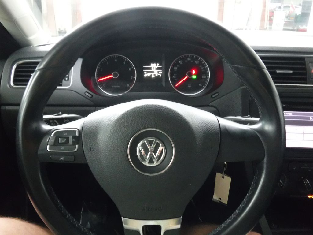 Used 2014 Volkswagen Jetta For Sale